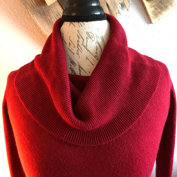 4[Carol Rose] Red petite draped turtleneck - Picture 2 of 7